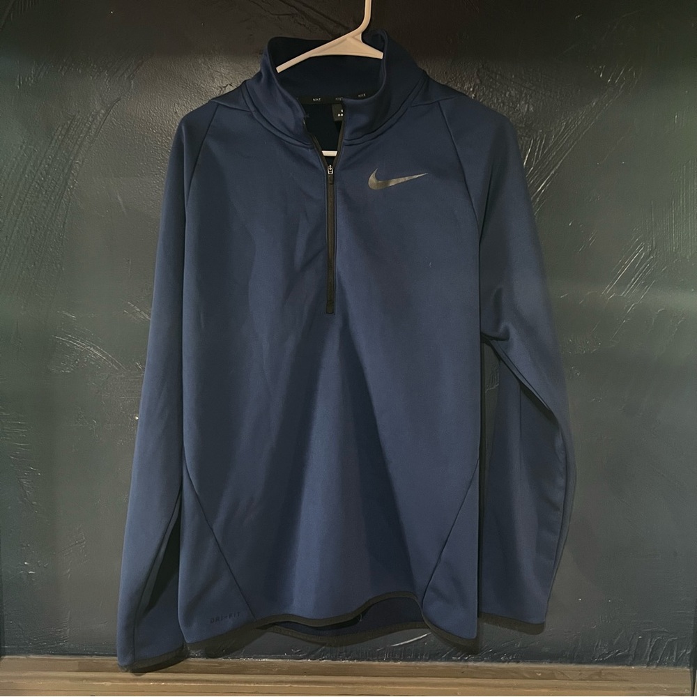 Nike Sweatshirt Zipper up Sz Small! Soft and stylish IMO